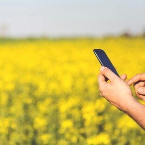 Read Sensor Data on Mobile