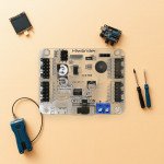 LSC-24 لوحة تحكم سيرفو رقمية 24 قناة – ذاكرة 16M ومتوافقة مع Arduino