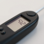 Digital Thermometer SH-104